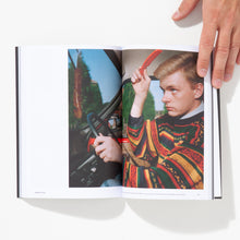 Load image into Gallery viewer, HOTSHOE , Issue 208: Martin Parr
