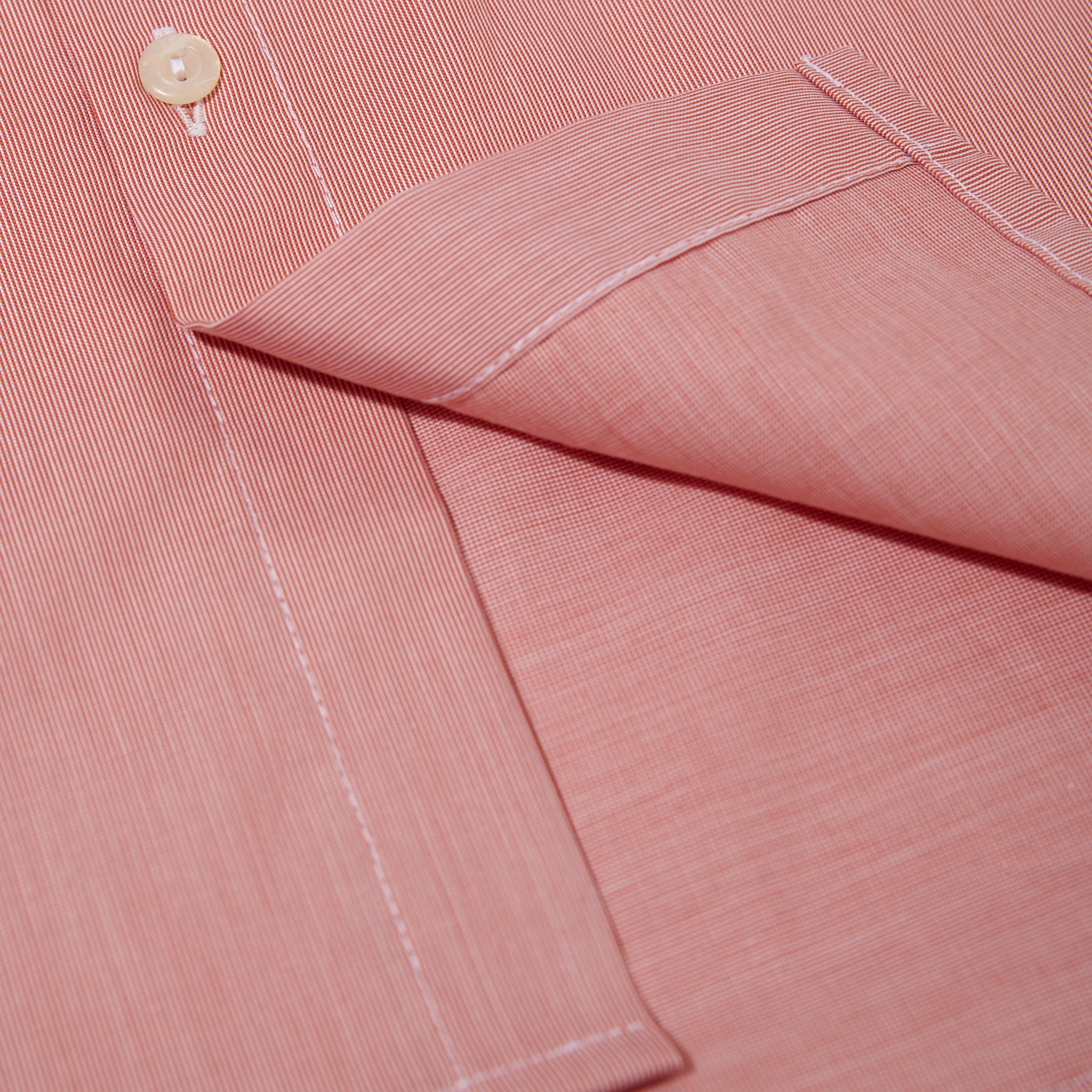 striped label shirt (red)