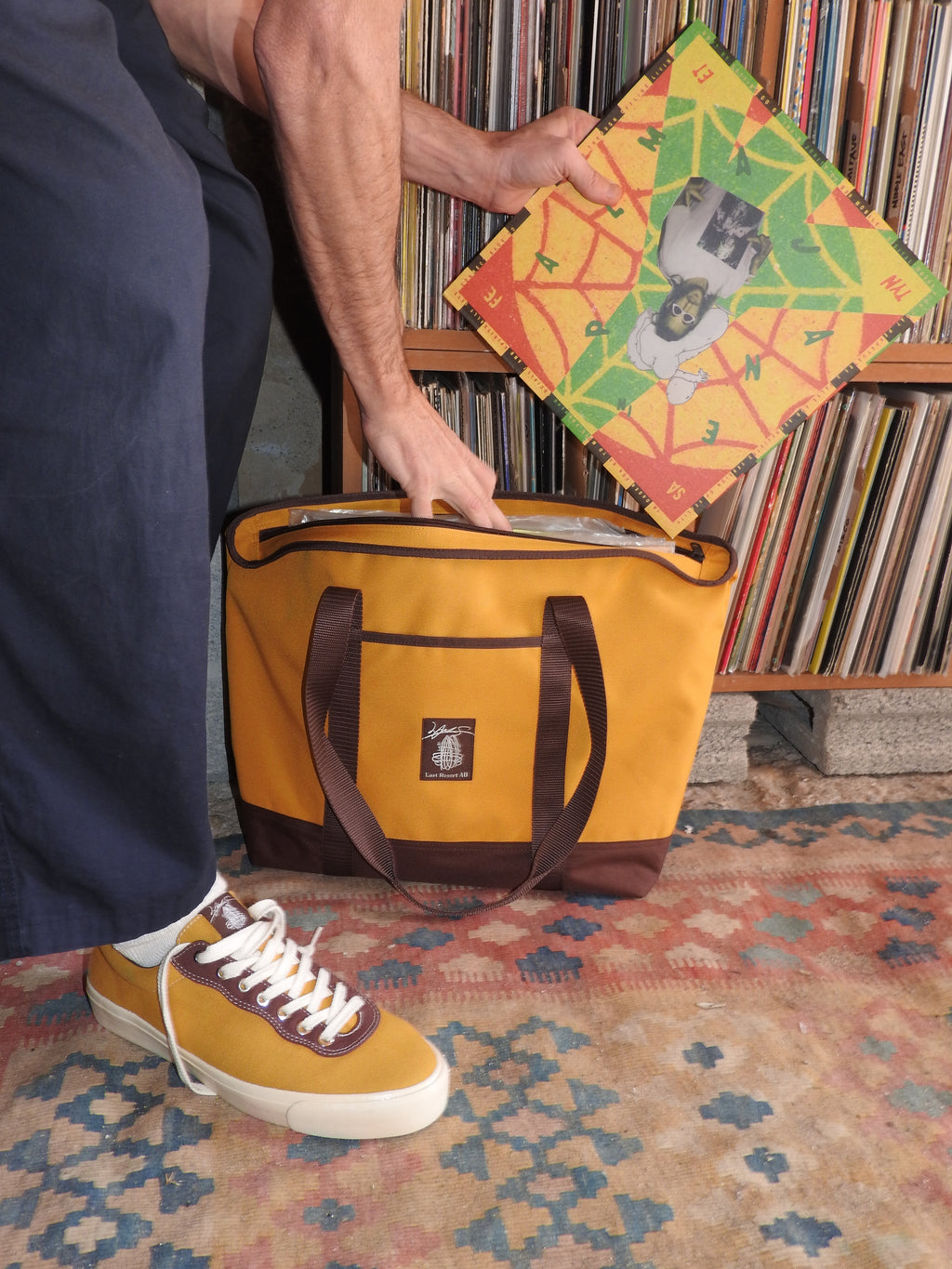 last resort ab x JS cooler bag (yellow / brown)