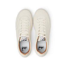Load image into Gallery viewer, last resort ab CM001 suede (white / white)
