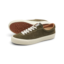 Load image into Gallery viewer, last resort ab VM001 suede lo (new olive / white)
