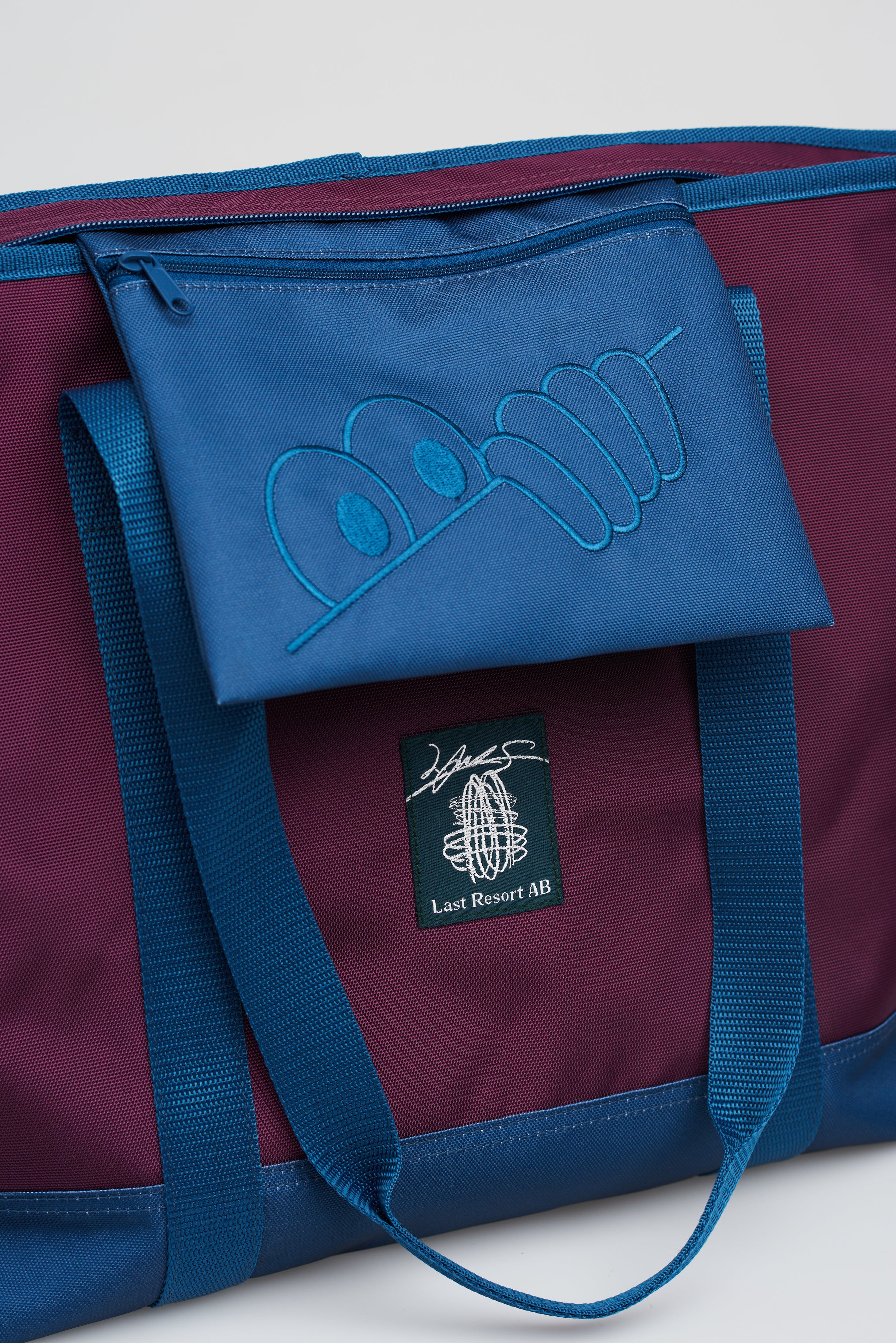 last resort ab x JS cooler bag (plum / dirty blue)