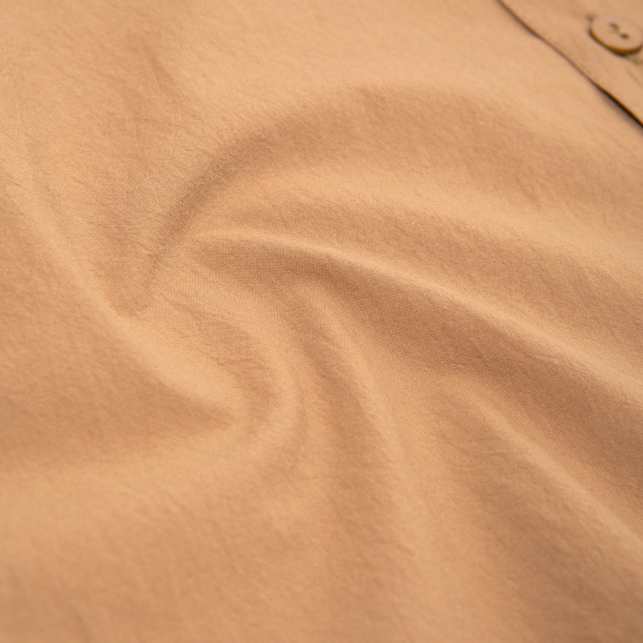 crinkle camel round lapel shirt