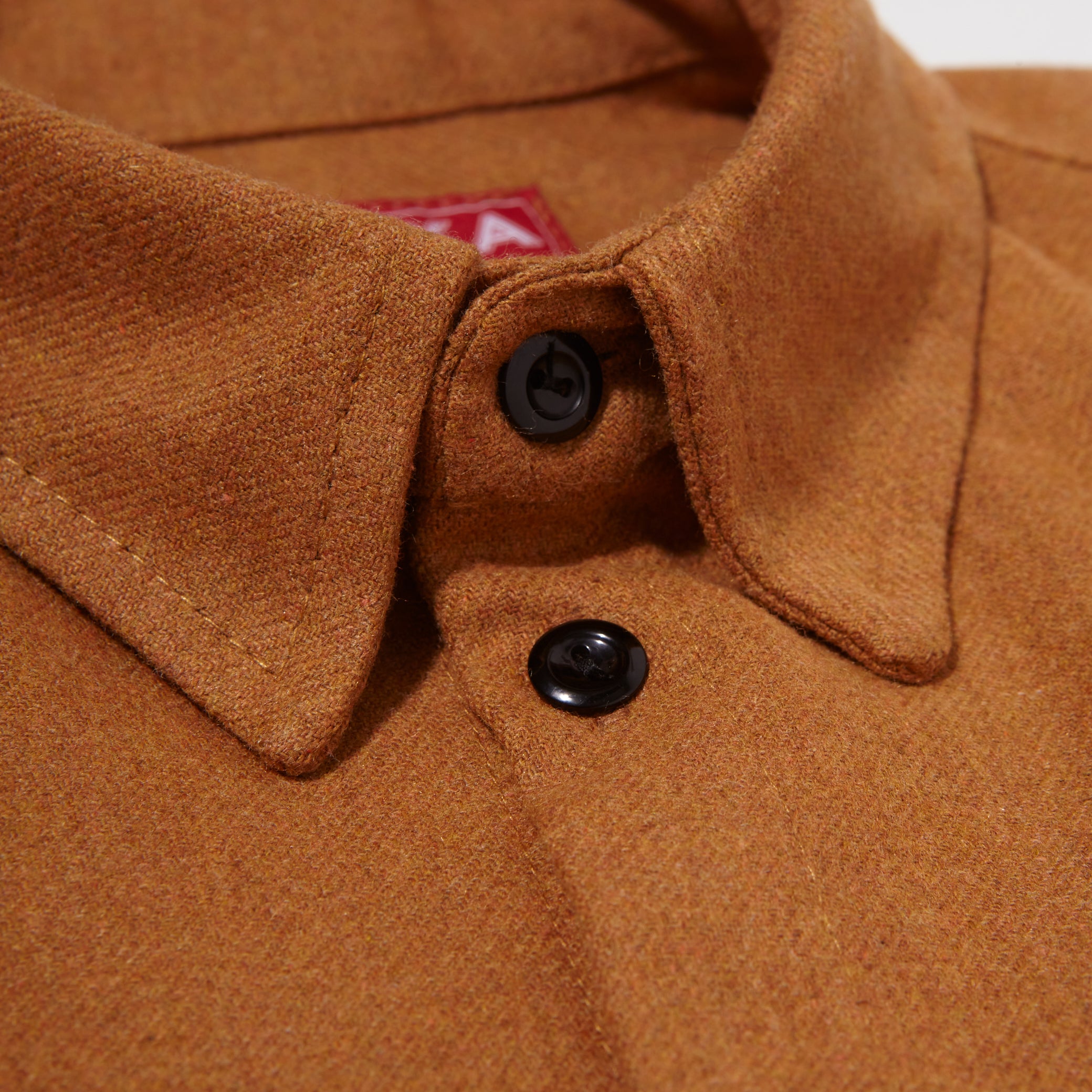 wooly upcycled everyday shirt / caramel