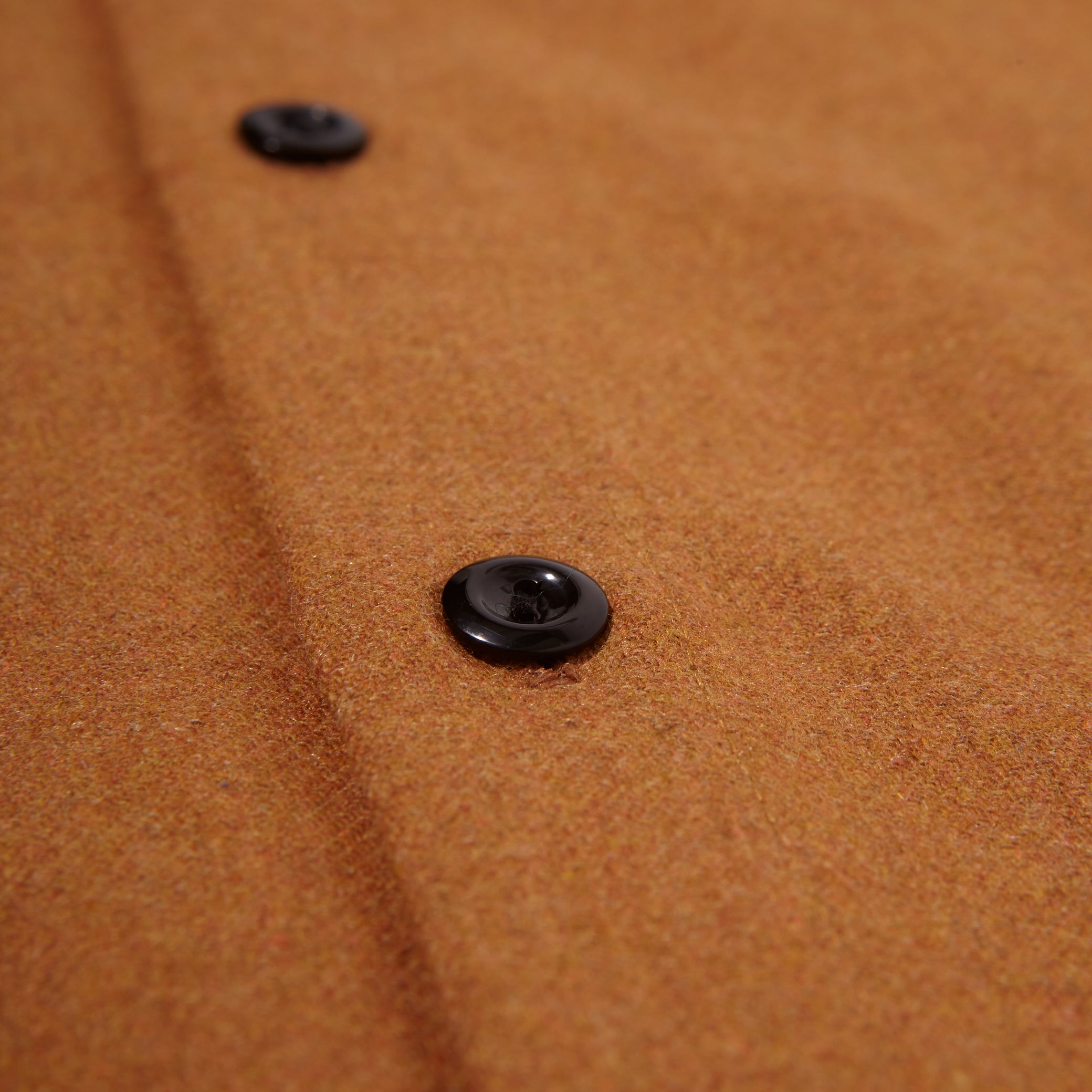 wooly upcycled everyday shirt / caramel