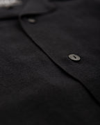 pintuck lapel shirt / noise black
