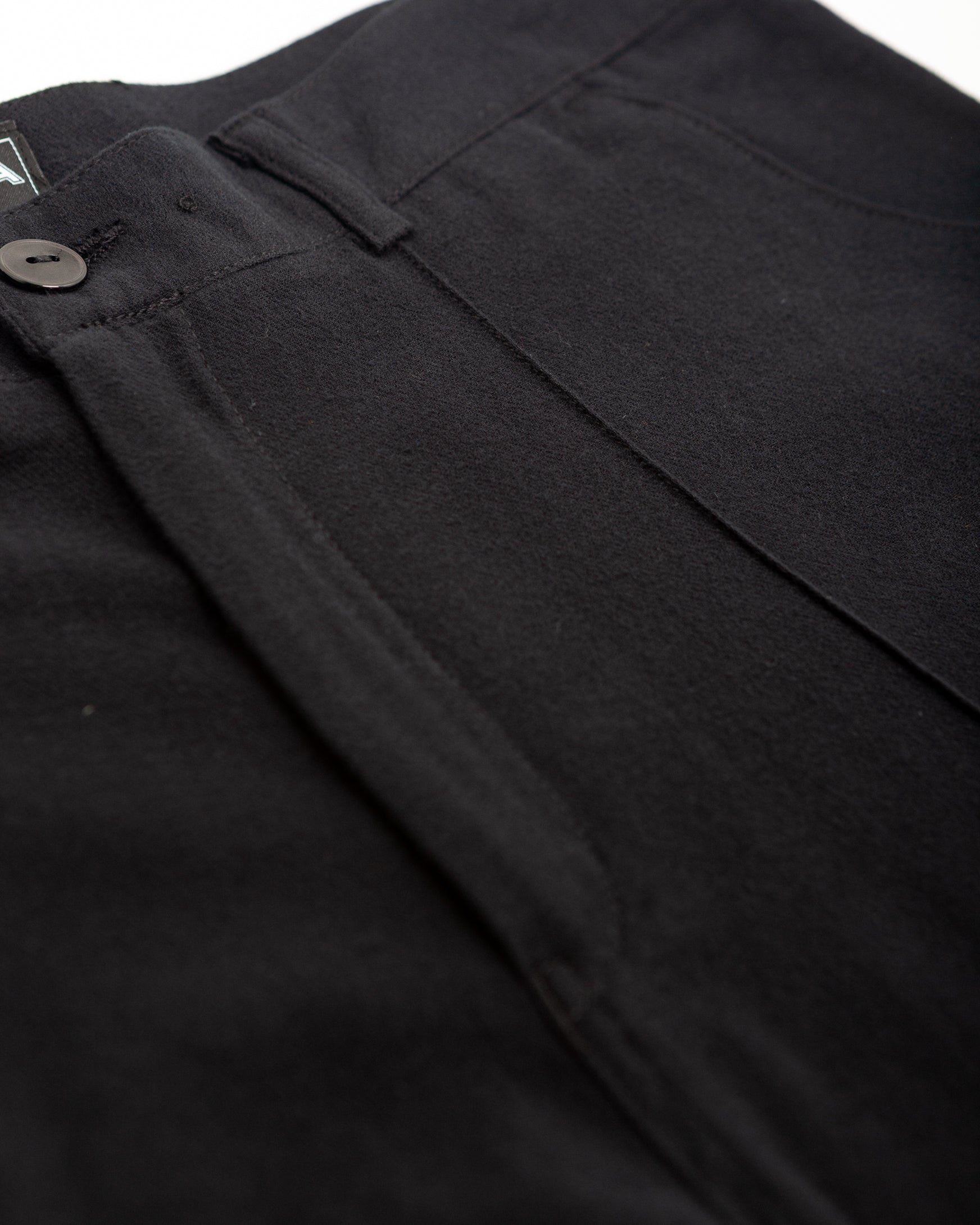 pintuck pants / noise black