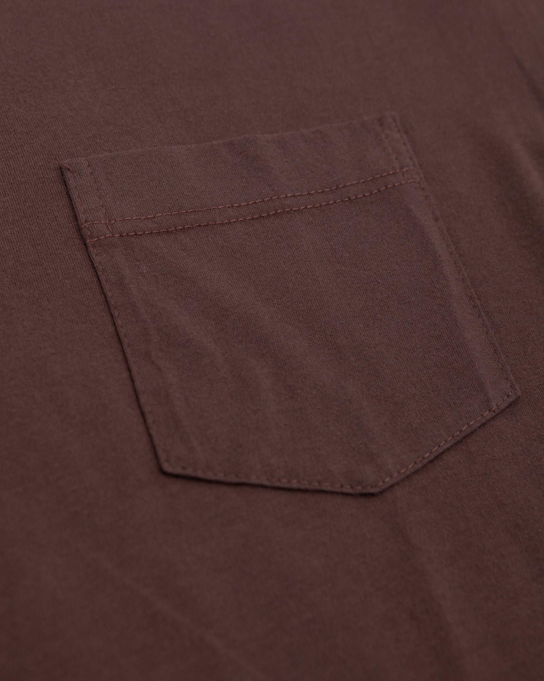 pocket loose tee / dark brown