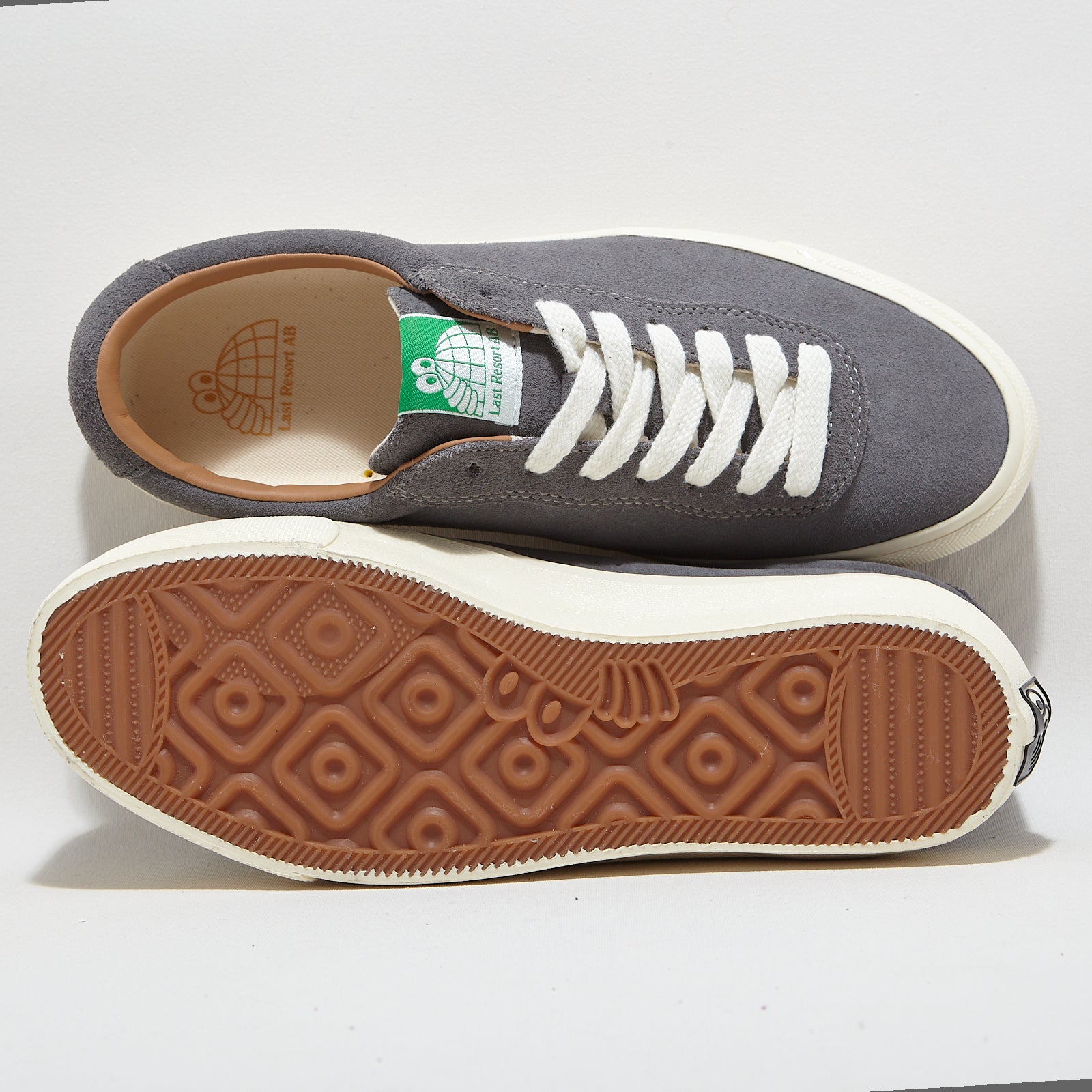 last resort ab VM001 suede lo (grey / white)