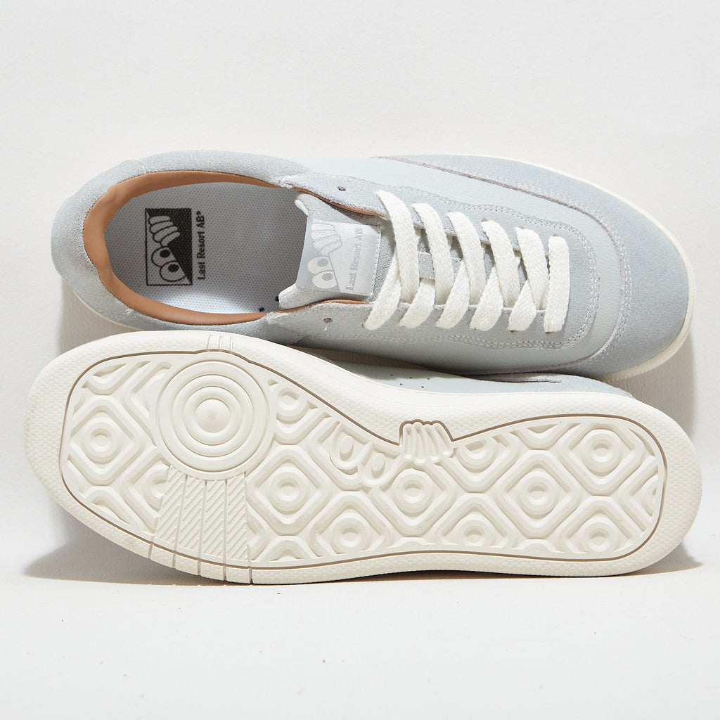last resort ab CM001 lo (light grey / white)