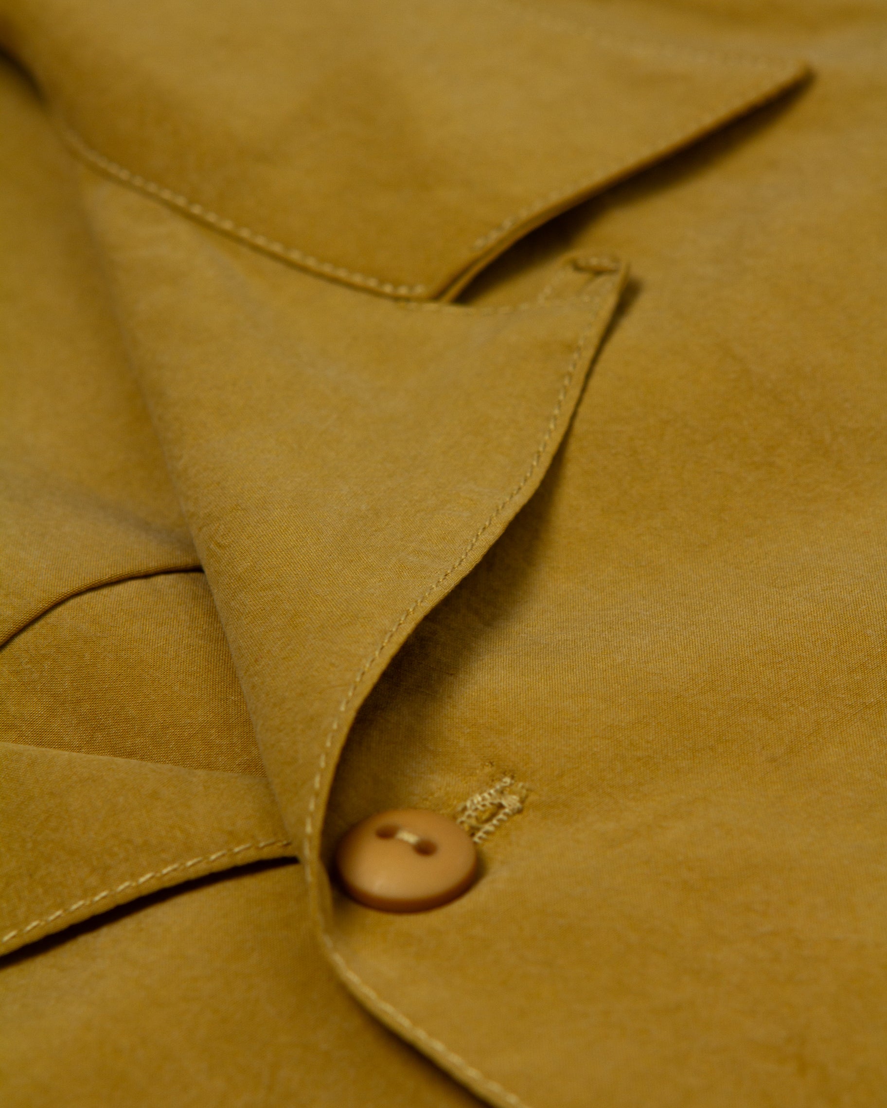 lapel shirt / ochre