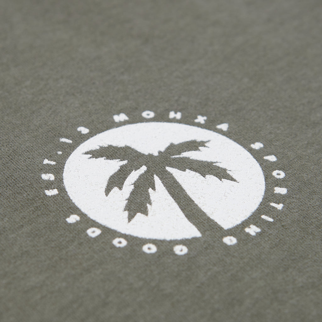 inverted palm logo tee / pickle