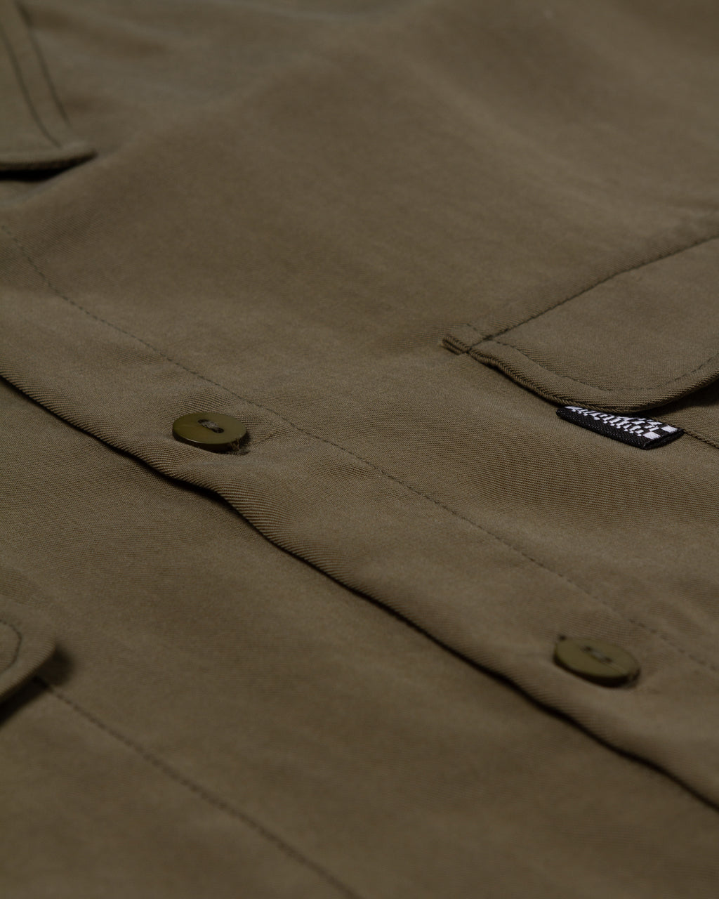 everyday shortsleeve shirt / olive