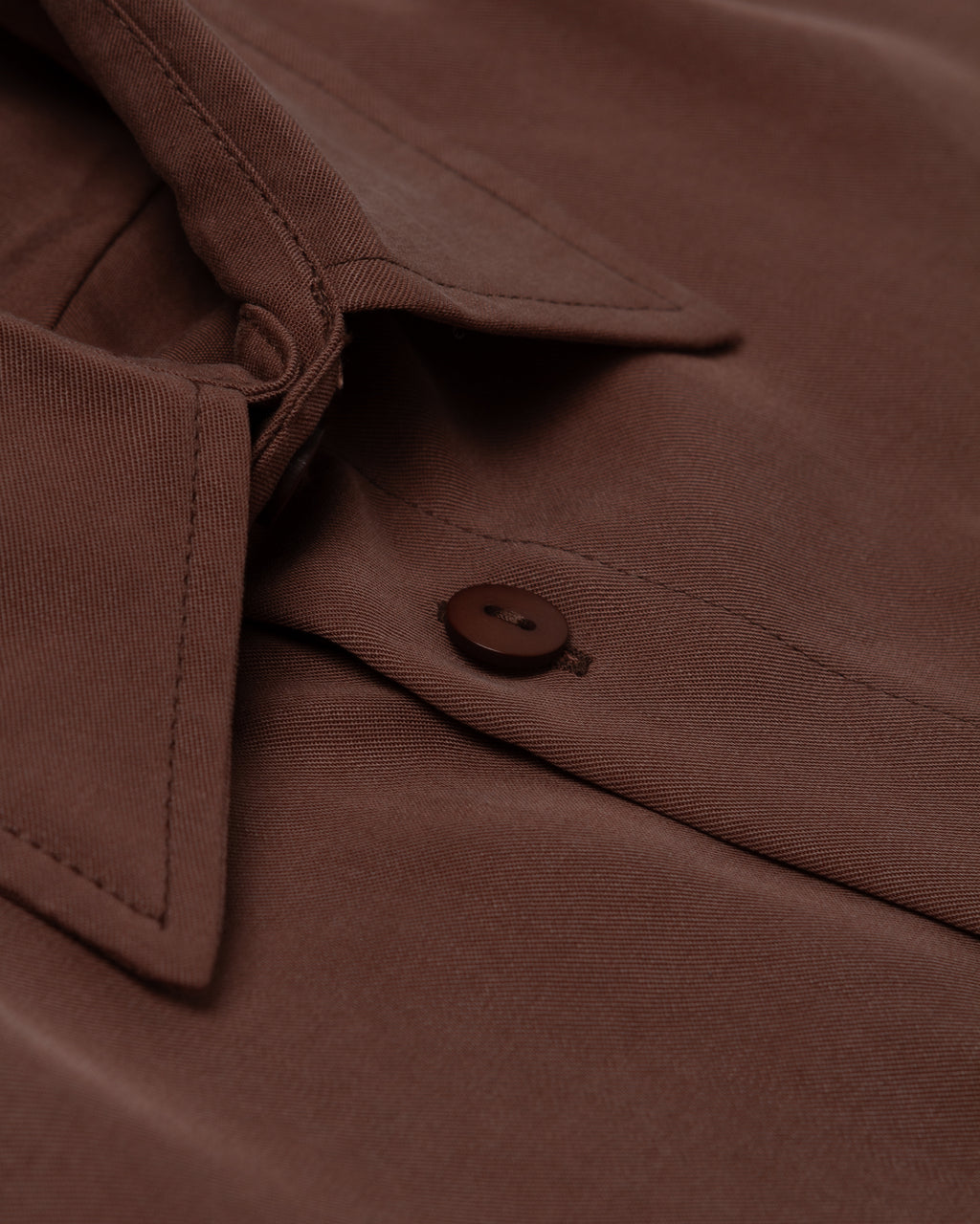 everyday shortsleeve shirt / fig pebble