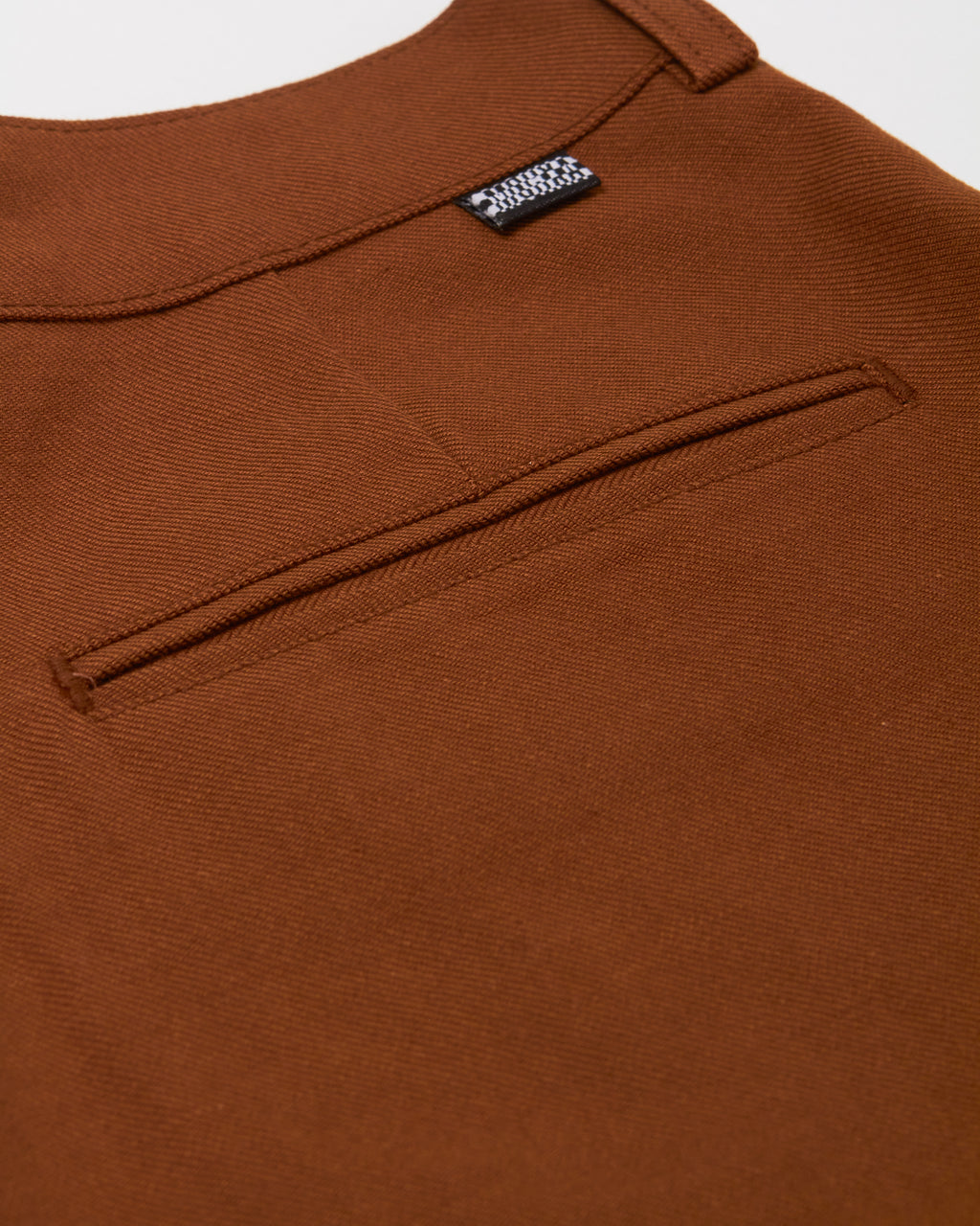 pintuck shorts / brown