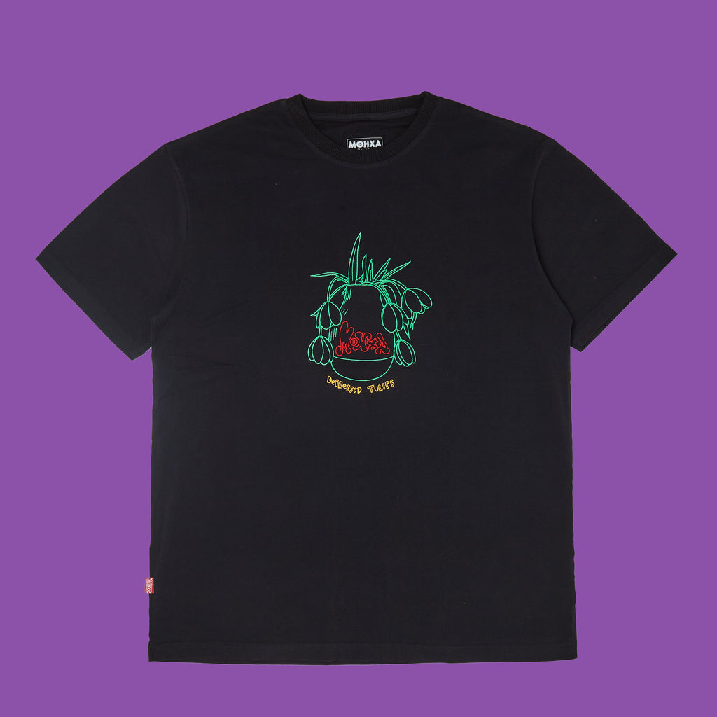 depressed tulips tee / black