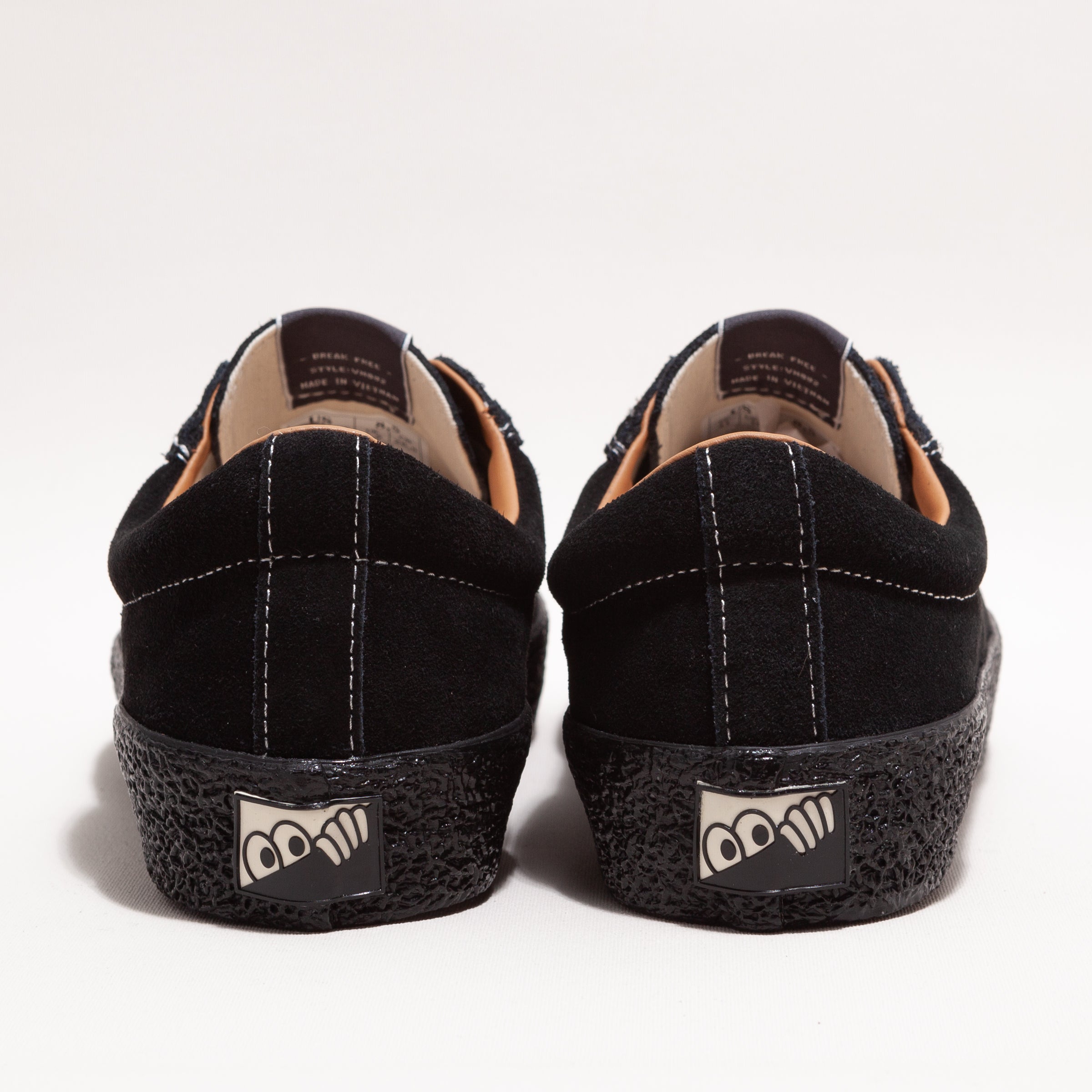 last resort ab VM002 suede lo (black / black / white)