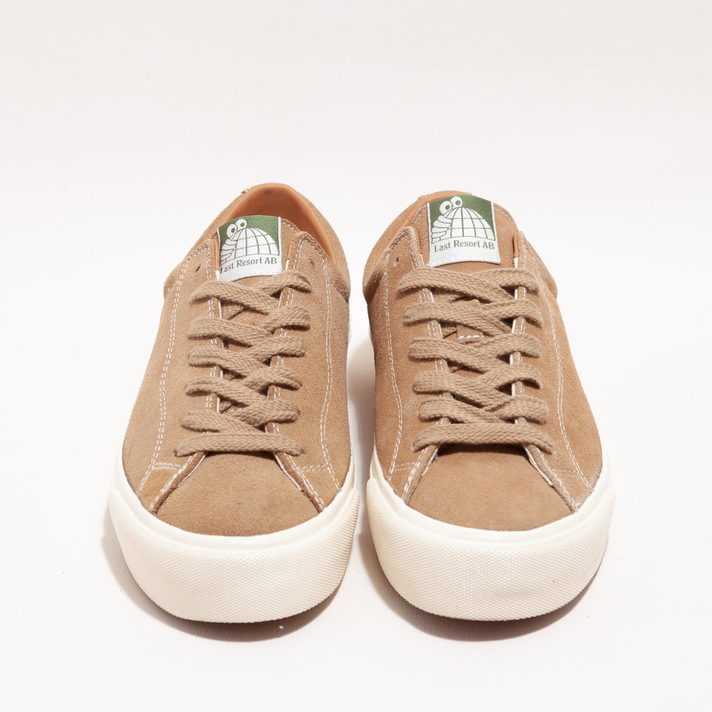 last resort ab VM003 suede lo (sand / white)